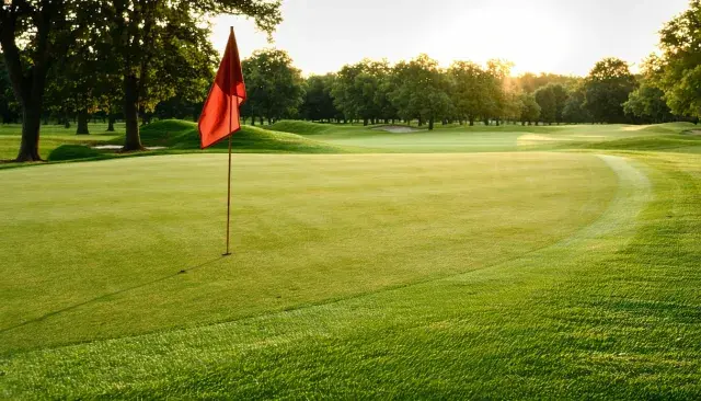 Trump administration reaches deal to keep DC's public golf courses open; one set for "historic overhaul"